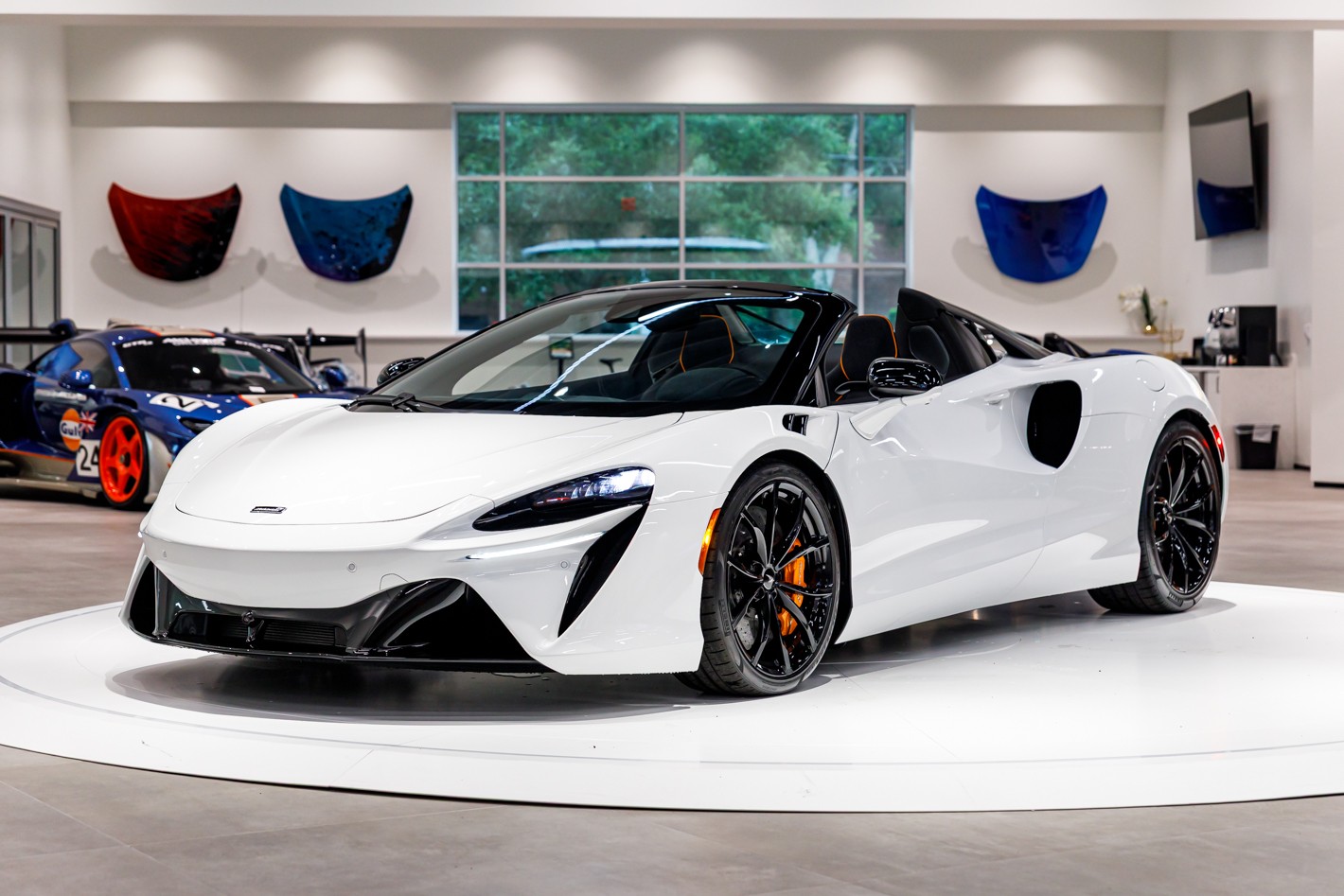 2026 McLaren Artura 3.0 Performance's photo