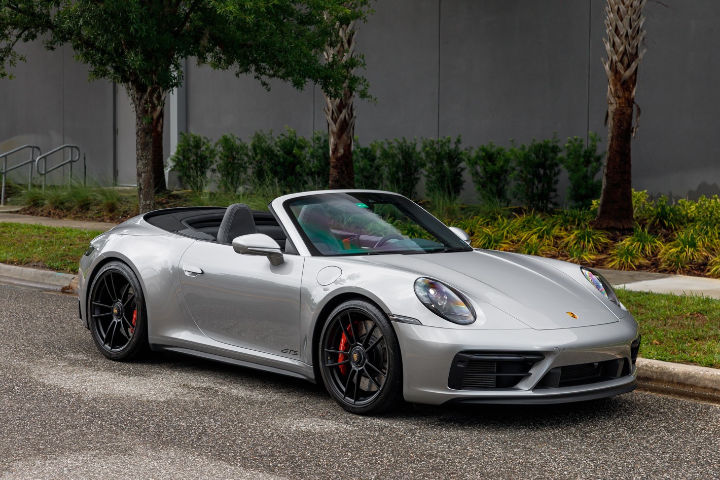 2022 Porsche 911 Carrera 4 GTS Cabriolet's photo