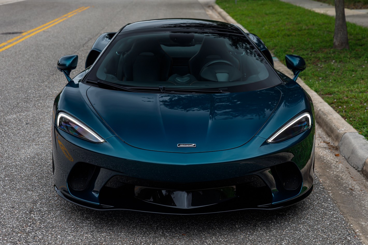 2023 McLaren GT -'s photo